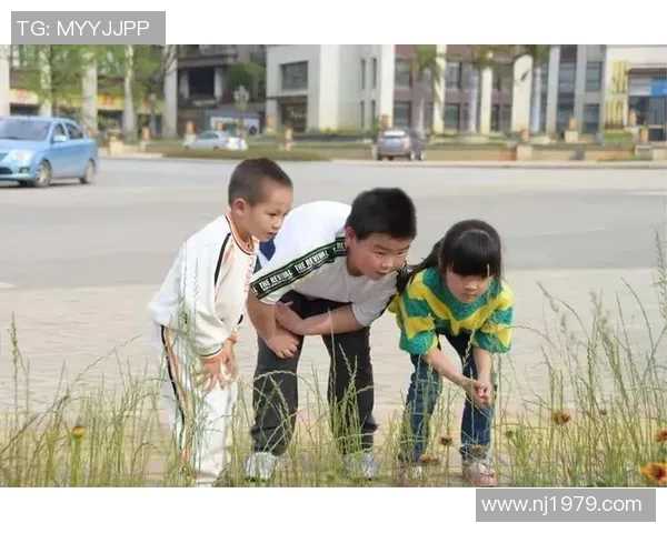 办公室趣味游戏猜猜谁是足球明星让你乐享无穷乐趣与团队互动