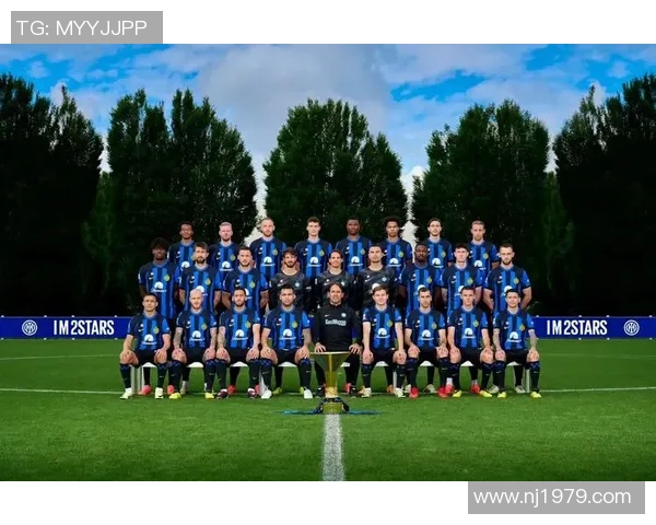 瑞士足球明星的辉煌历程与成就探讨 瑞士足球明星的辉煌历程与成就探讨